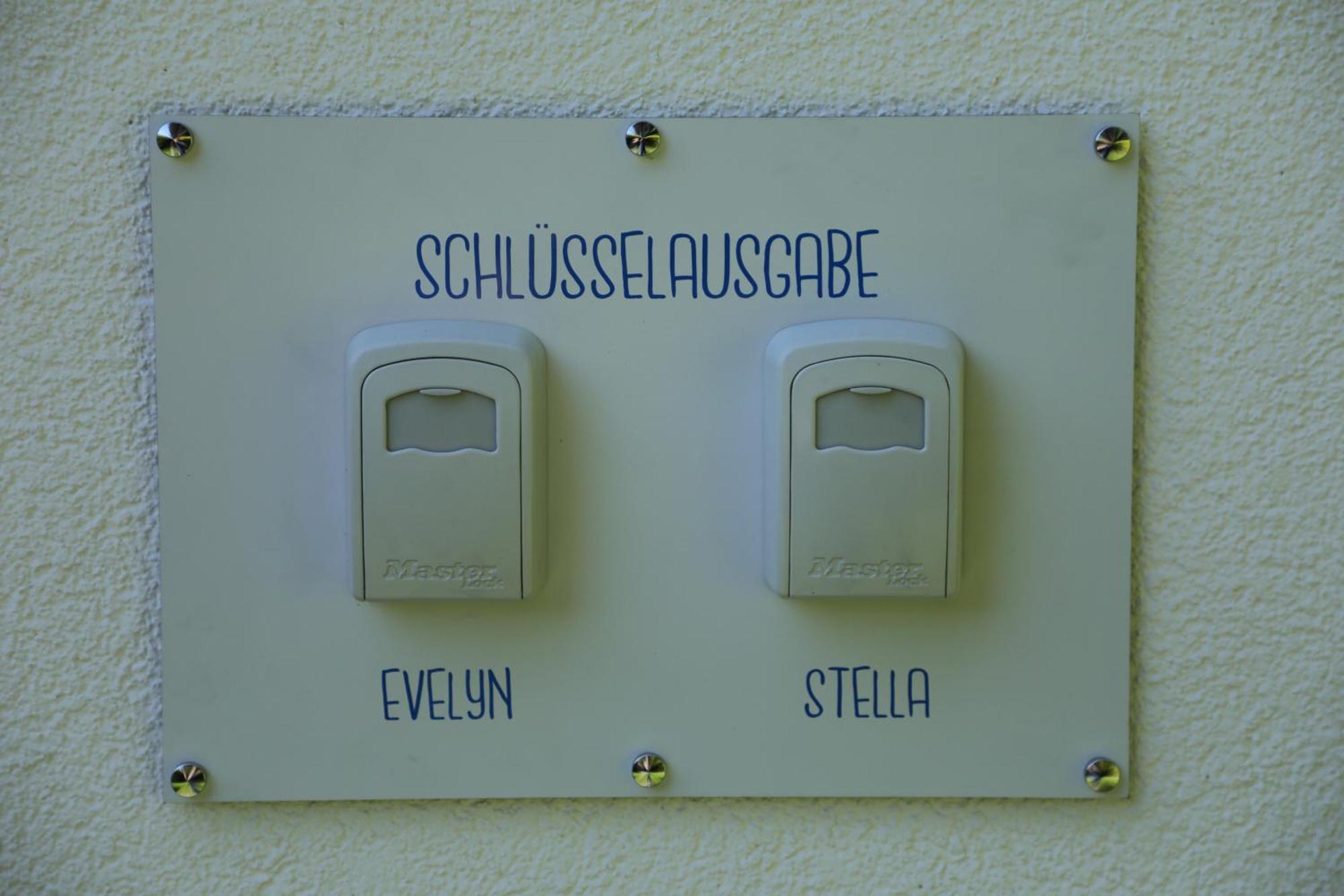 Eine Sehr Gemuetliche Dachgeschoss Ferienwohnung Ihlow  Екстериор снимка